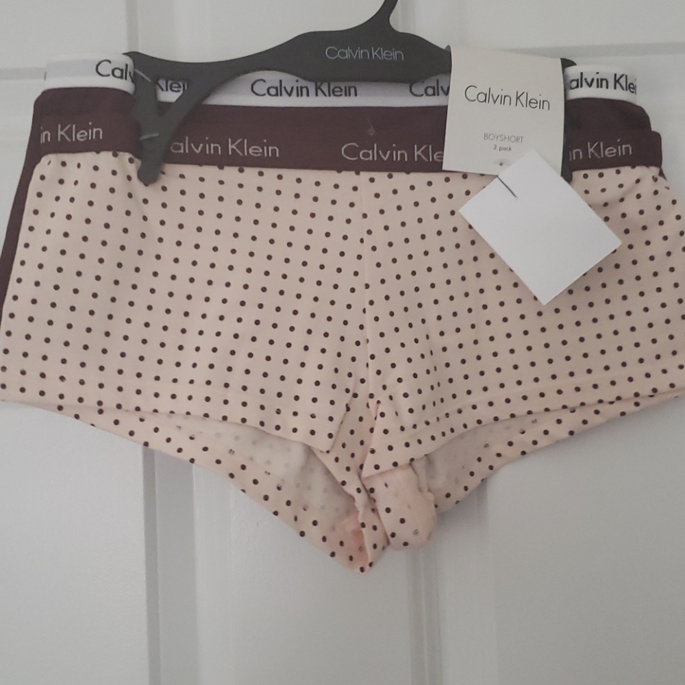 NWT Pack of TWO Calvin Klein Boyshort Panties sz S